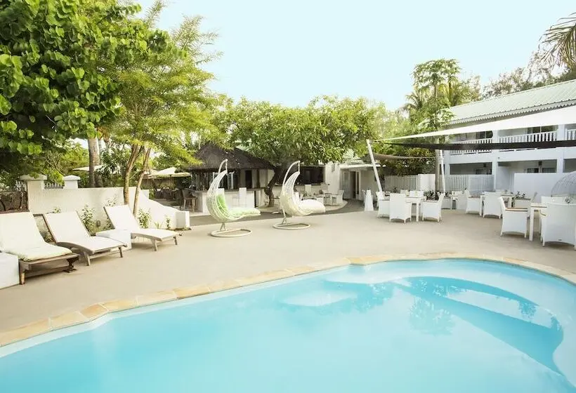 تختخواب و صبحانه Esprit Libre Restaurant And Guest House