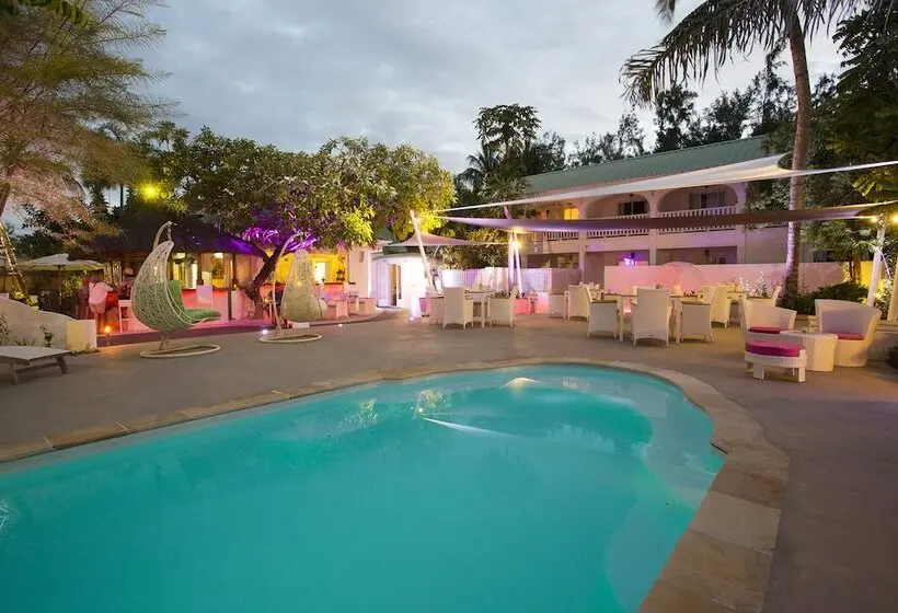 تختخواب و صبحانه Esprit Libre Restaurant And Guest House