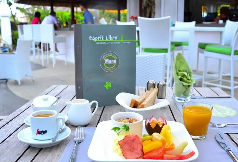 Aamiaismajoitus (B&B) Esprit Libre Restaurant And Guest House