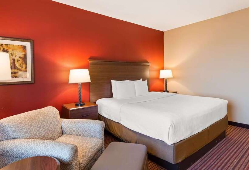 Best Western Plus Hudson Hotel & Suites