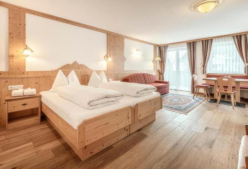 Отель Christeinerhof