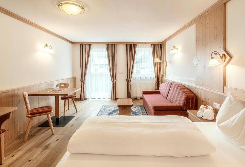 Отель Christeinerhof