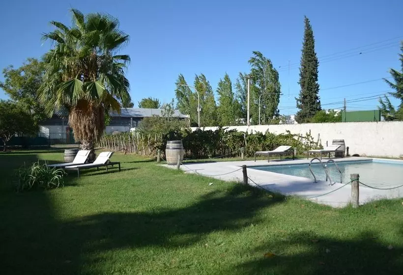 هتل Finca Hermitage
