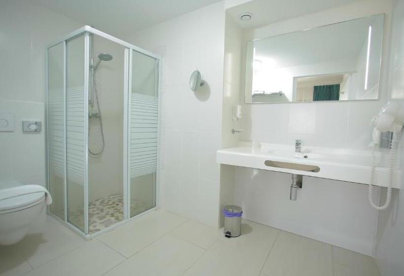 هتل Hôtel Amazonia Du Fleuve