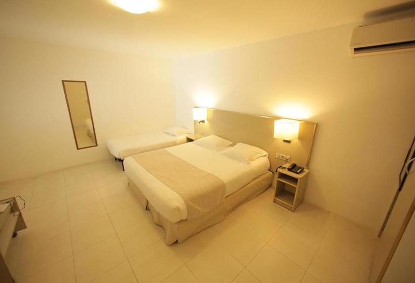 هتل Hôtel Amazonia Du Fleuve