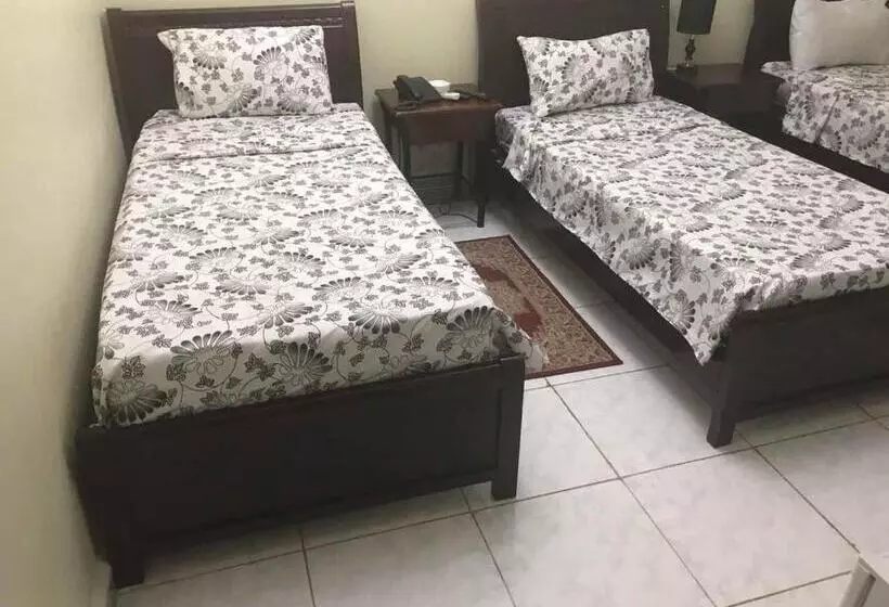 هتل Ikram
