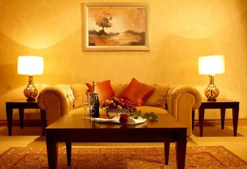 هتل Kettles Country House