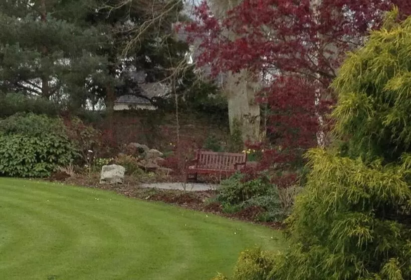 Hotel Raheen House