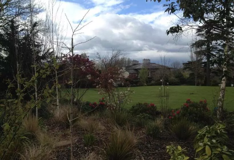 Hotel Raheen House