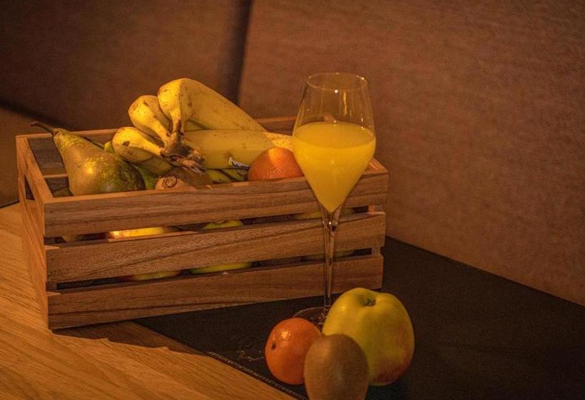 هتل Ter Duinen La Guera