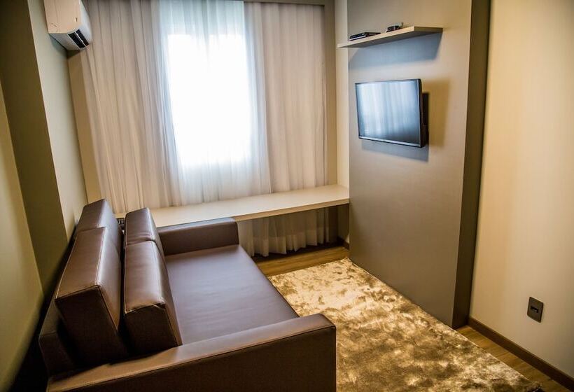 Tri Hotel Premium Criciúma