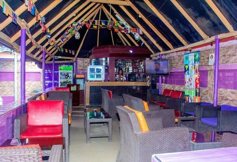 هتل Zurich Lodge