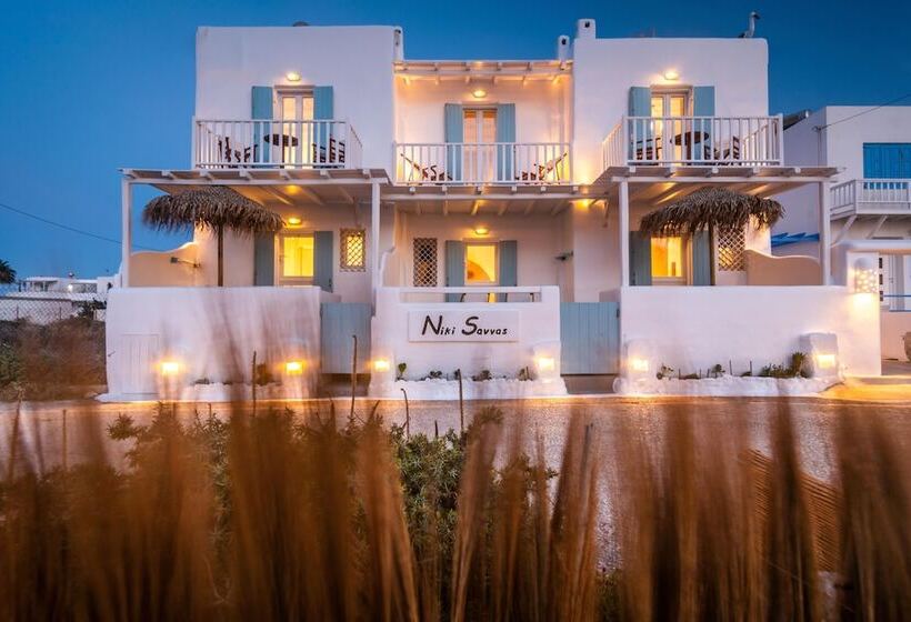 Niki Savvas Studio & Suites