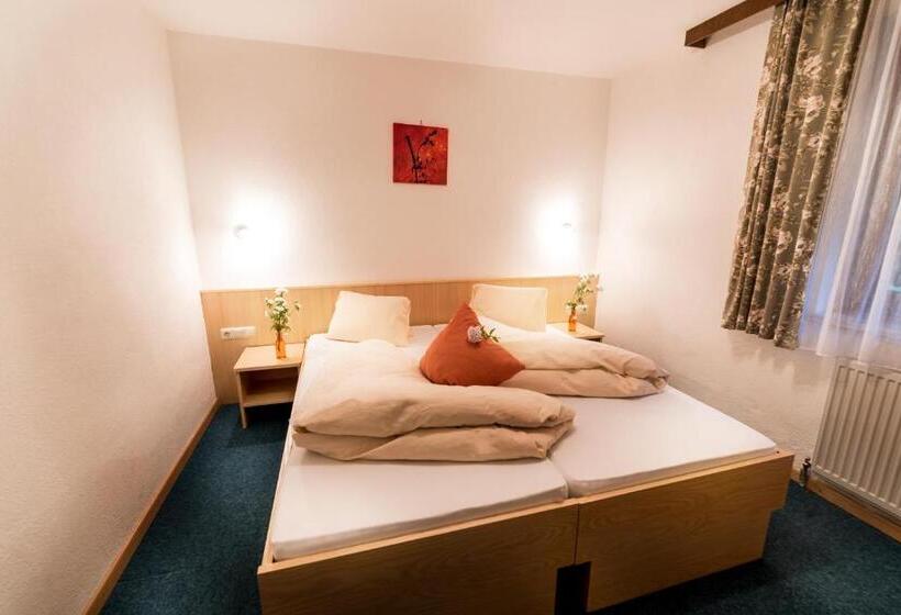 Quality Hosts Arlberg Hotel Gasthof Freisleben