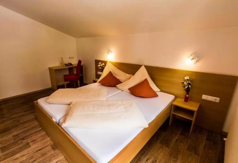 Quality Hosts Arlberg Hotel Gasthof Freisleben
