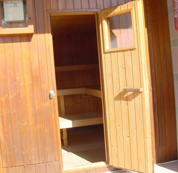 Sunset Bay Club & Seaside Dive Resort