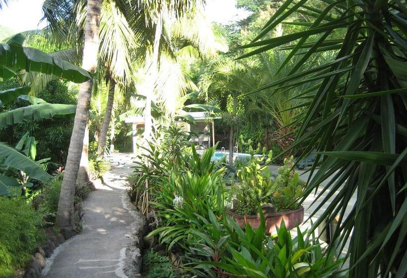 Sunset Bay Club & Seaside Dive Resort