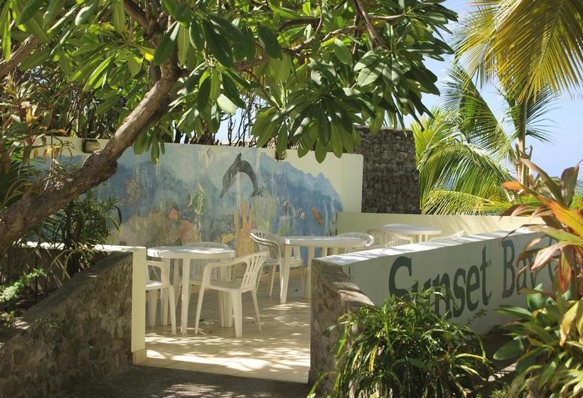 Sunset Bay Club & Seaside Dive Resort