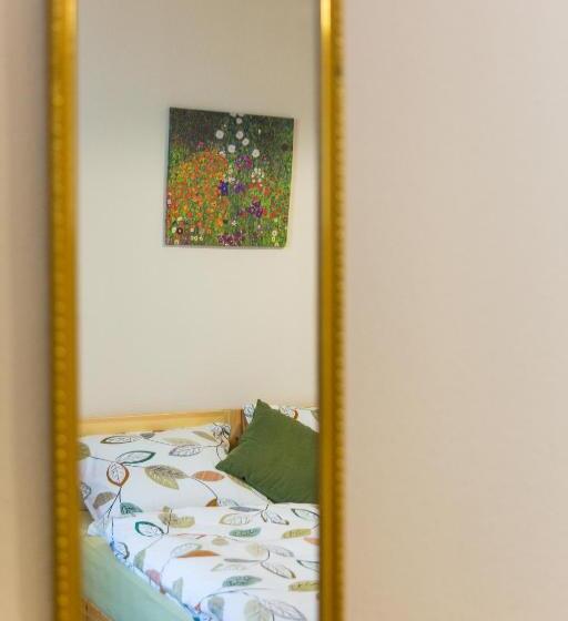 هاستل East Private Rooms