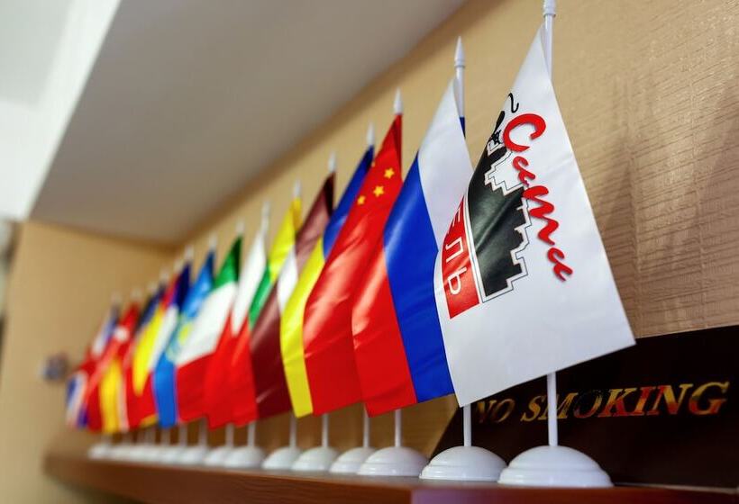 ベッドアンドブレックファースト City