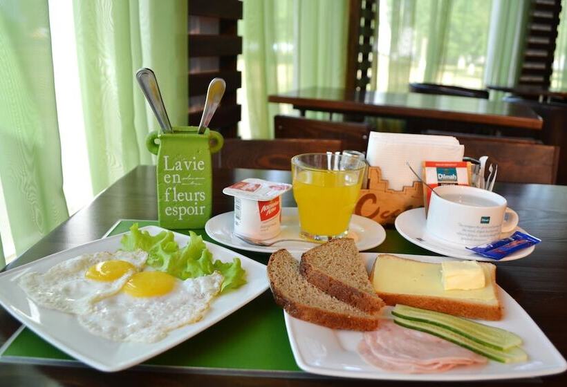 ベッドアンドブレックファースト City