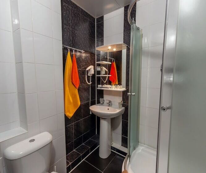 ベッドアンドブレックファースト City