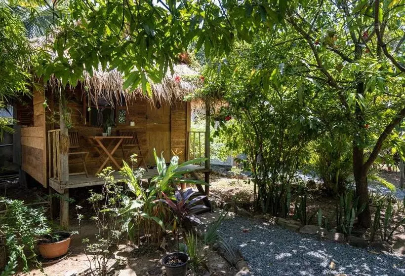 تختخواب و صبحانه Kampot Cabana