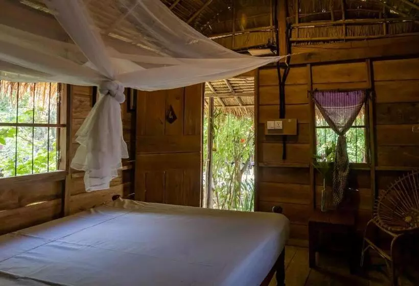 تختخواب و صبحانه Kampot Cabana
