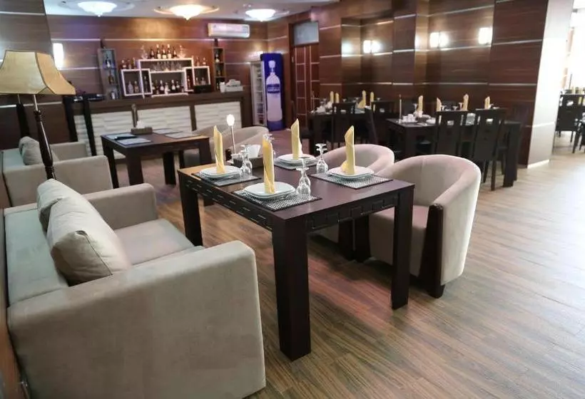 هتل Luxe Lankaran