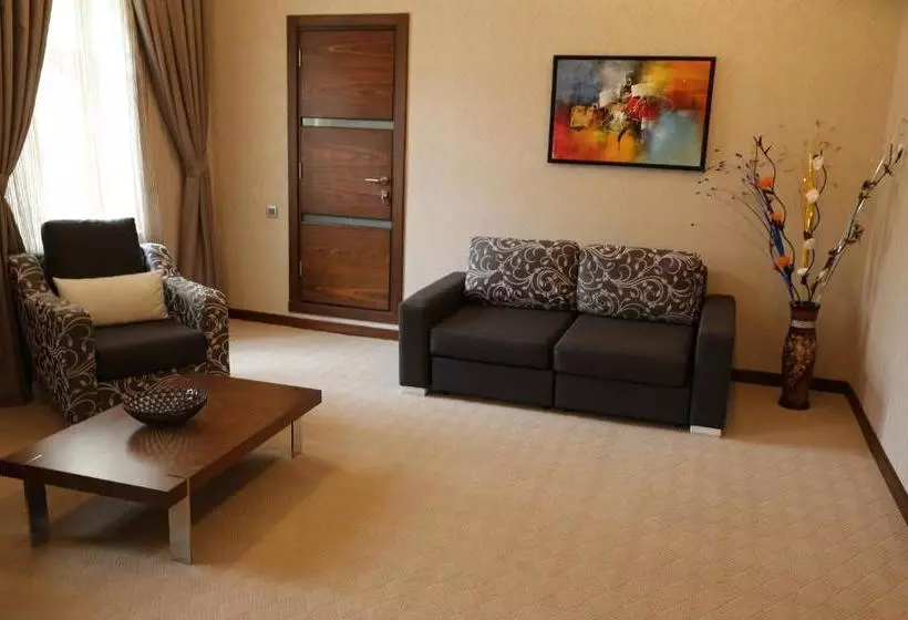 هتل Luxe Lankaran