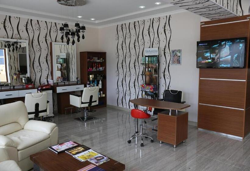 هتل Luxe Lankaran