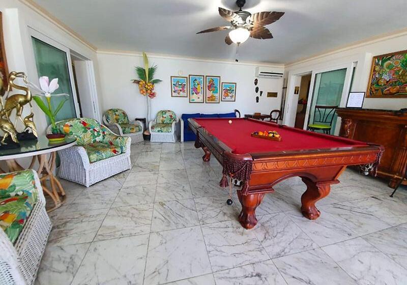 호텔 Ocean West Boutique