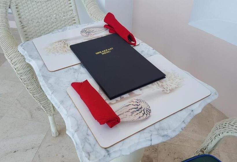 호텔 Ocean West Boutique