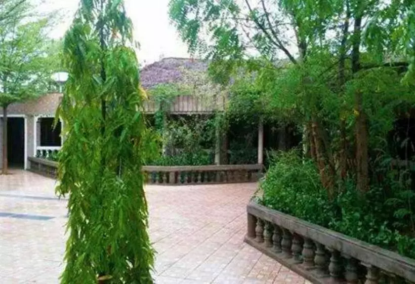 هتل Proland Inn