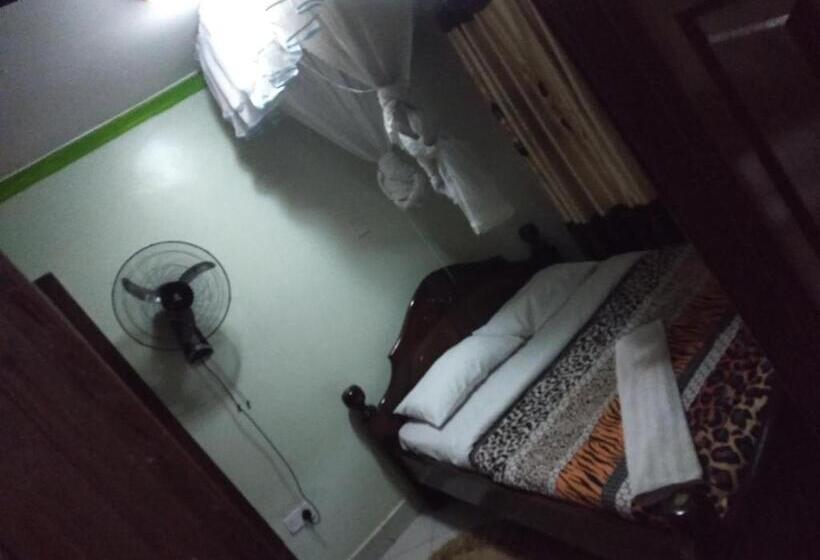 Riversand Hotel With Lake Views,accra Street,kisumu,kenya