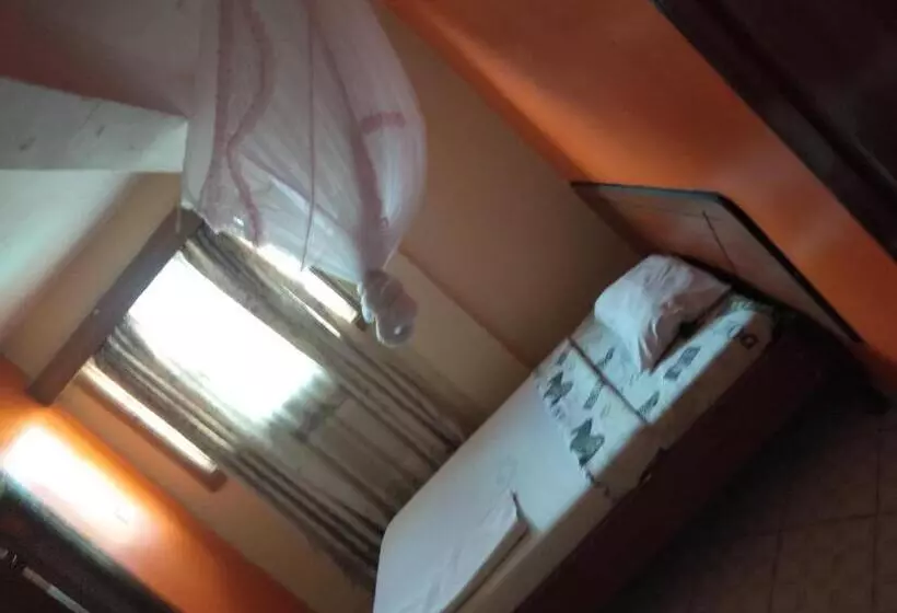Riversand Hotel With Lake Views,accra Street,kisumu,kenya