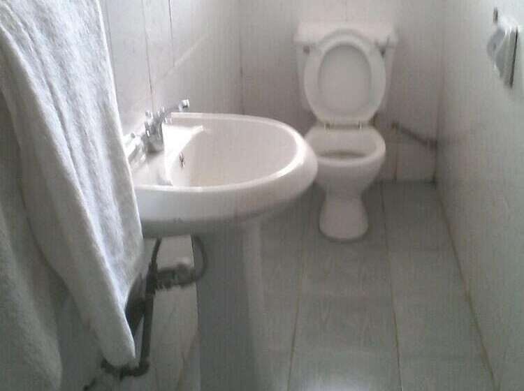 Riversand Hotel With Lake Views,accra Street,kisumu,kenya