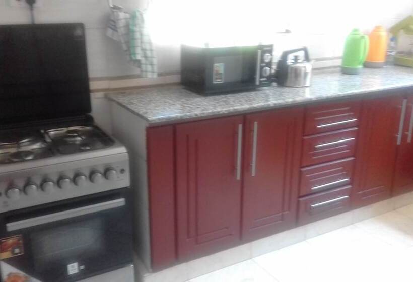 Riversand Hotel With Lake Views,accra Street,kisumu,kenya