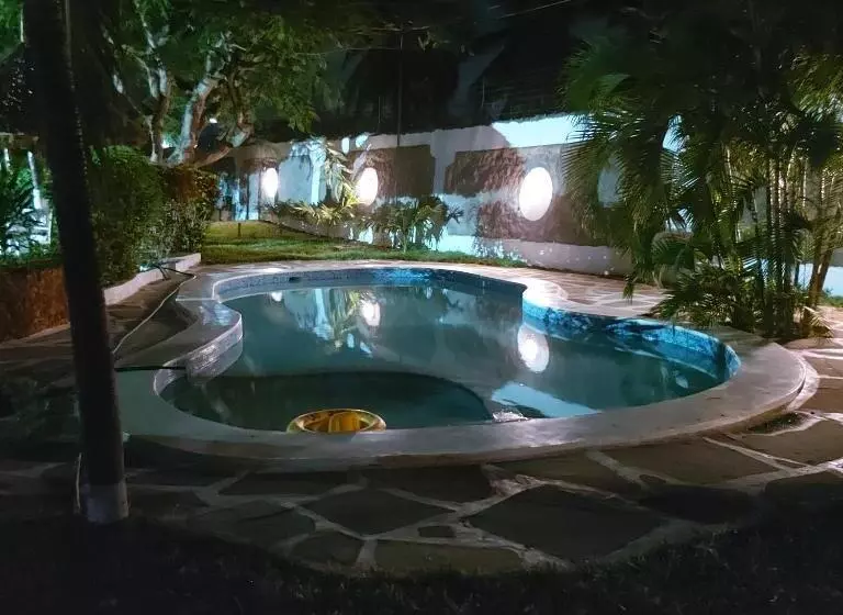 هتل Villa Mela, Malindi