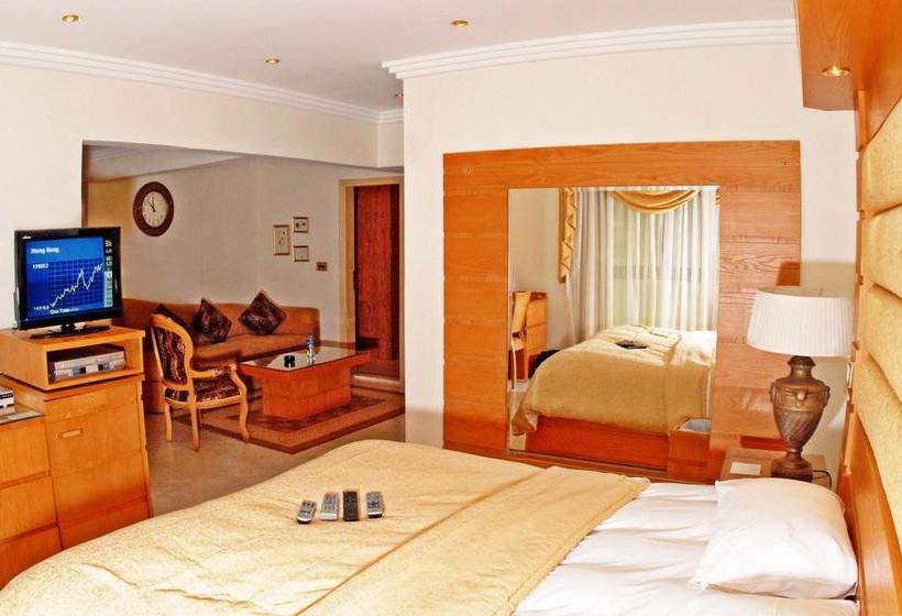 هتل Mirage Suites   Family Only