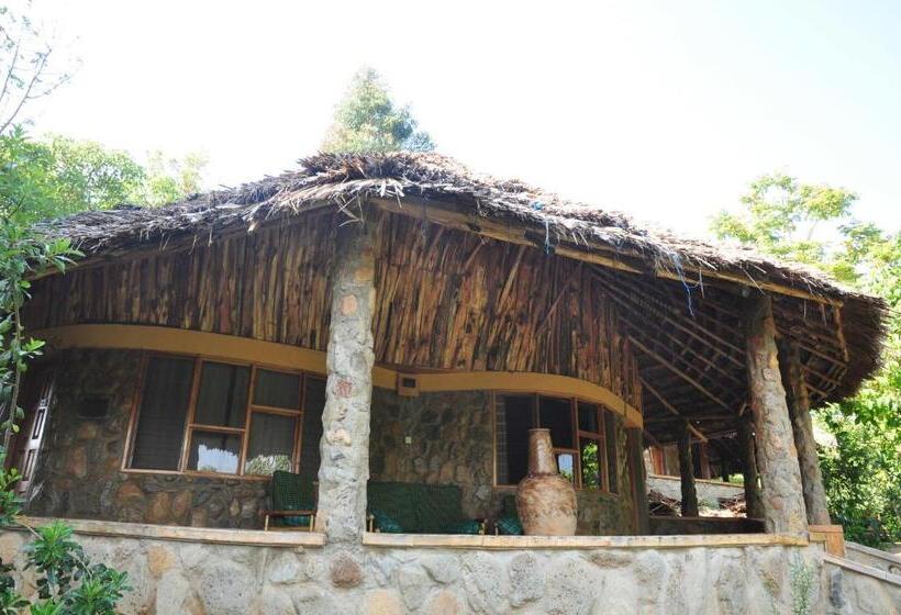 Naiberi River Campsite & Resort