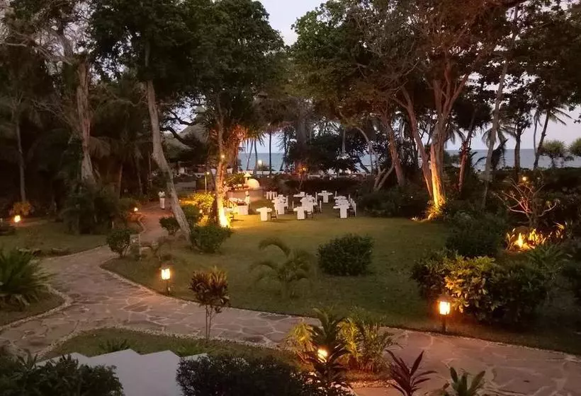استراحتگاه Ocean Village Club