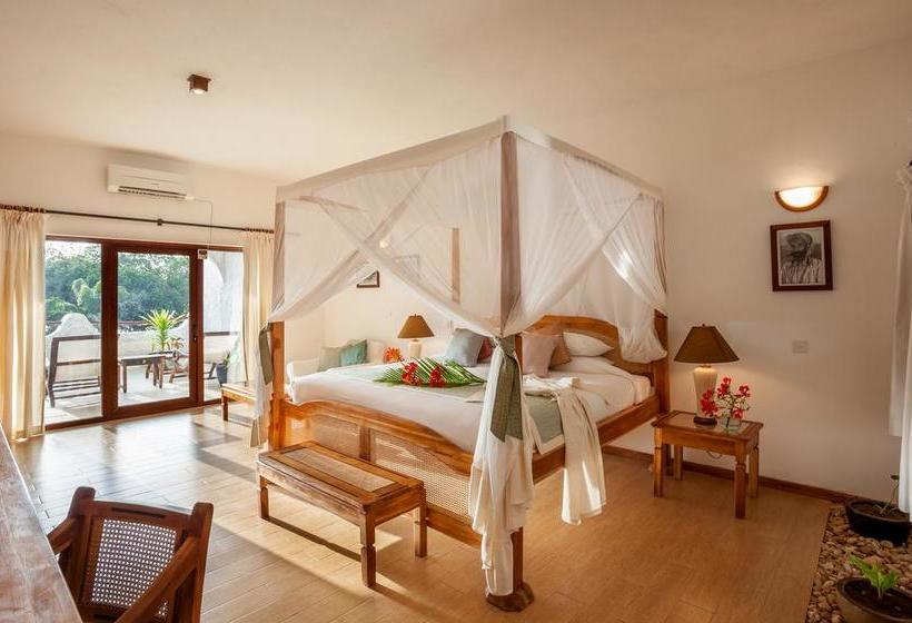 استراحتگاه Ocean Village Club