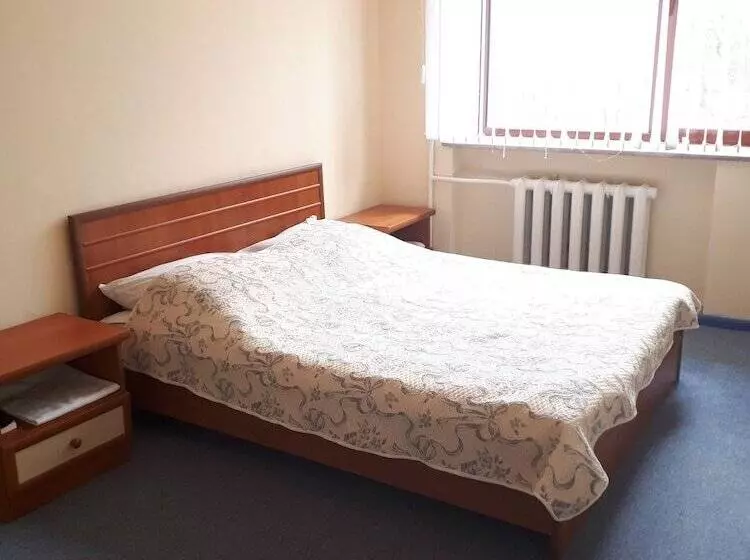 استراحتگاه University Hotel Tsakhkadzor