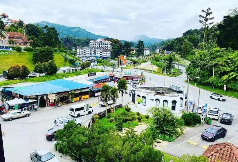 Bricks Cameron Hostel