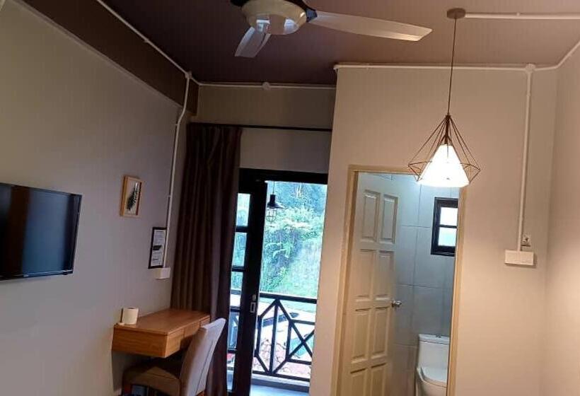 Bricks Cameron Hostel