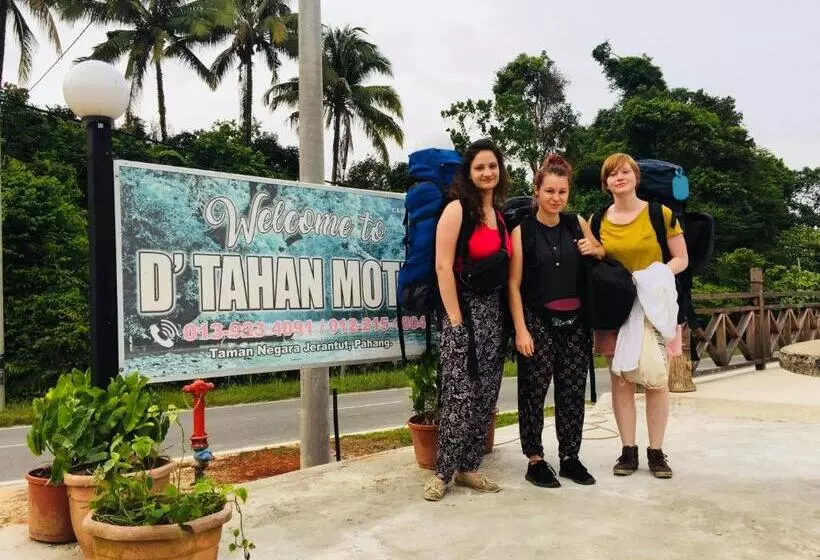Dtahan Motel Taman Negara