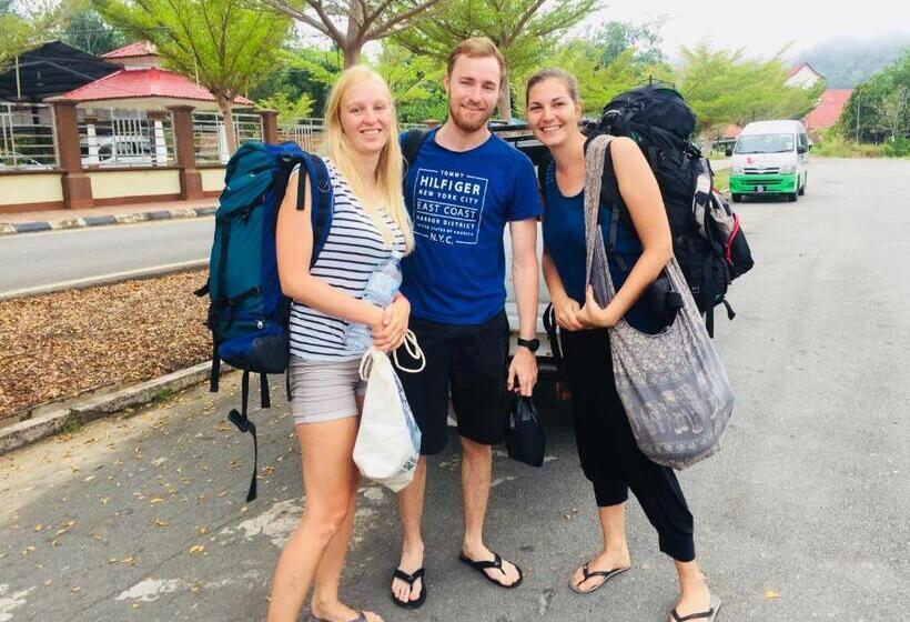 Dtahan Motel Taman Negara