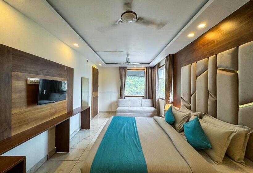 Hotel Rishikesh Residency By Euphoric Near Neer Waterfall