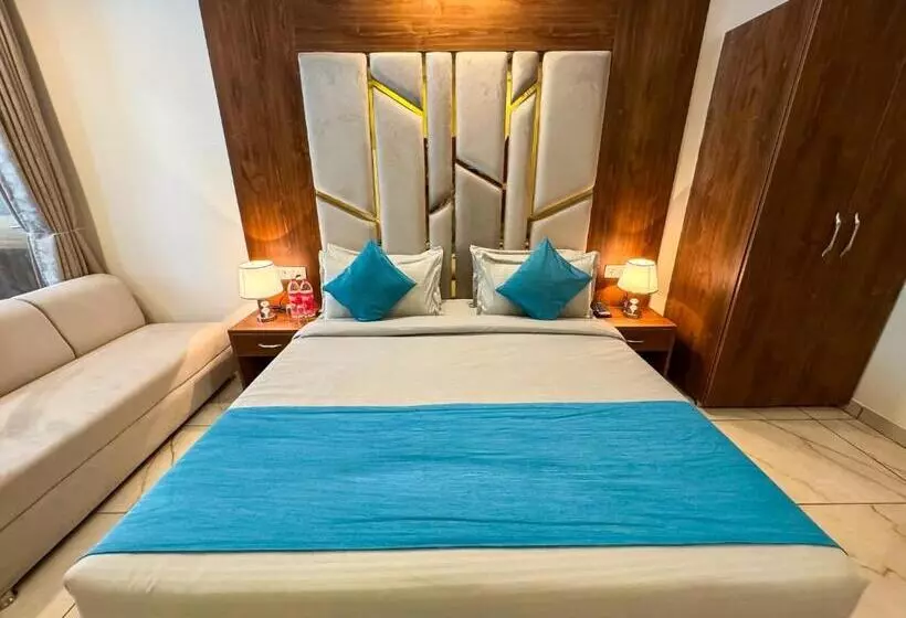 ホテル Rishikesh Residency By Euphoric Near Neer Waterfall